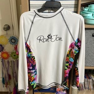 Cute Ron Jon Surf Shop Rashguard
